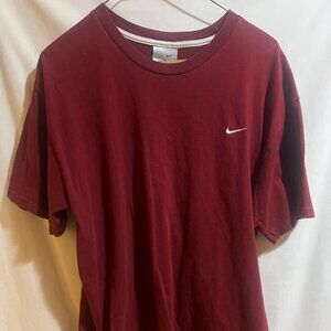 Nike Men's Short Sleeve Crew Neck Embroidered Swoosh T Shirt Size XL Used Good C